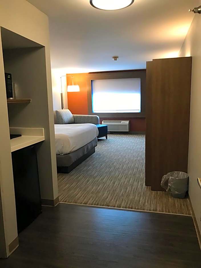 Holiday Inn Express Toledo West - Napoleon By IHG