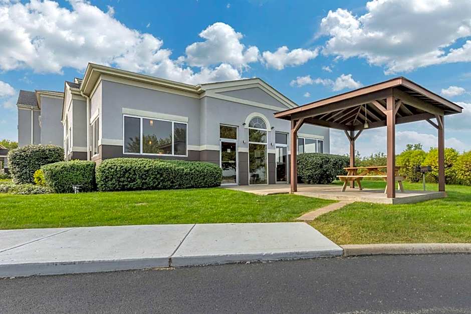 Comfort Inn & Suites Butler