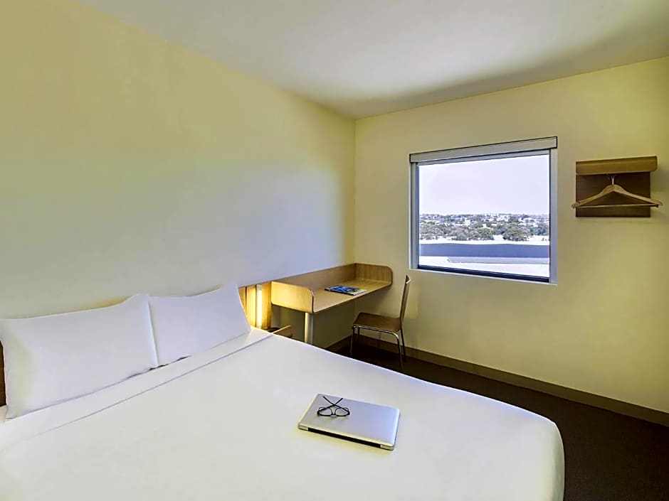 Ibis Budget Sydney Olympic Park