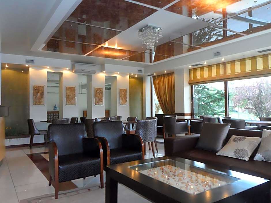 Hotel Prigipikon Suites and sofites