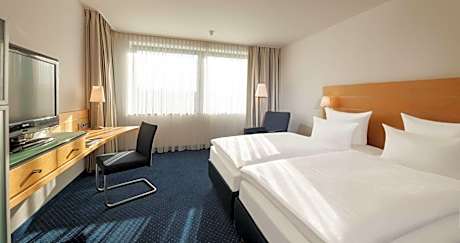 Comfort Room with Kingsize Bed