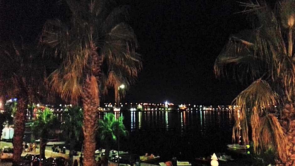 Acquamarina B&b