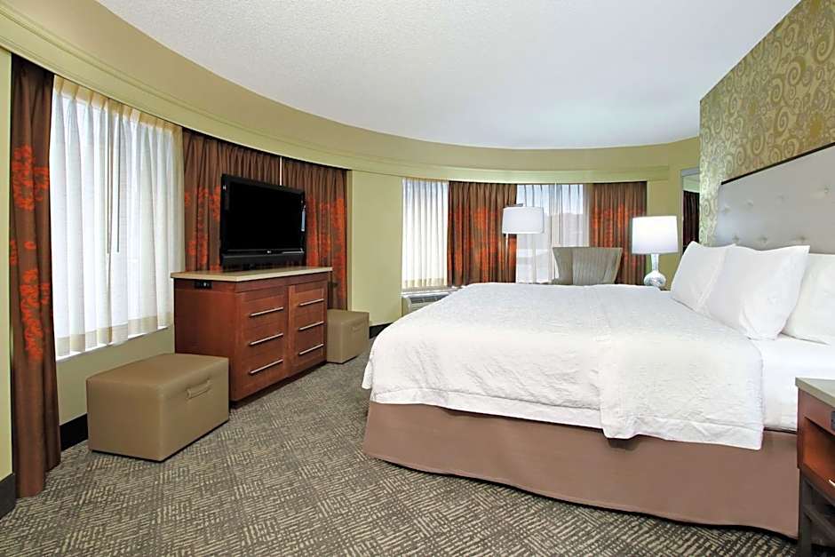Hampton Inn By Hilton & Suites Columbus-Downtown