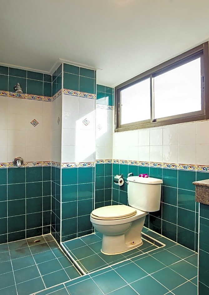 Krabi City Seaview Hotel