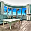 Panoramic beachfront Suite