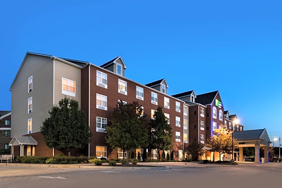 Holiday Inn Express Hotel & Suites St. Louis West-O'Fallon by IHG