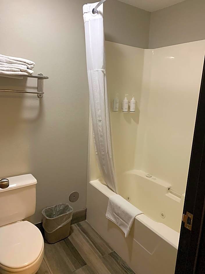 Days Inn by Wyndham Sturgis