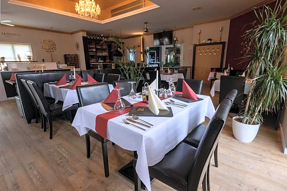 Check Inn Hotel Merseburg