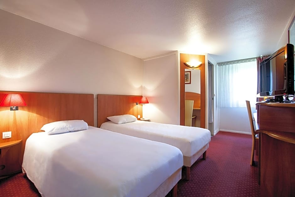 Hôtel inn design Sancé