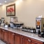 La Quinta Inn & Suites by Wyndham Mobile Satsuma / Saraland