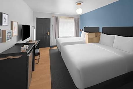 Queen Room with Two Queen Beds