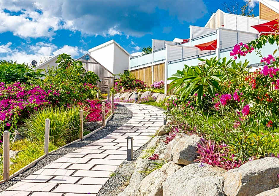 LES GALETS ROUGES LODGES & SPA