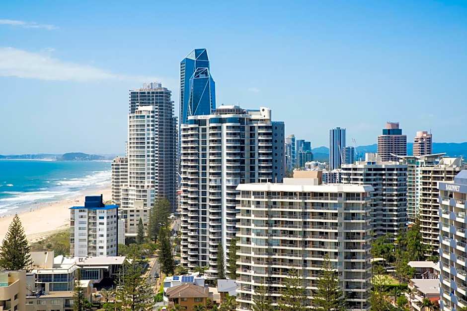 BreakFree Acapulco Surfers Paradise