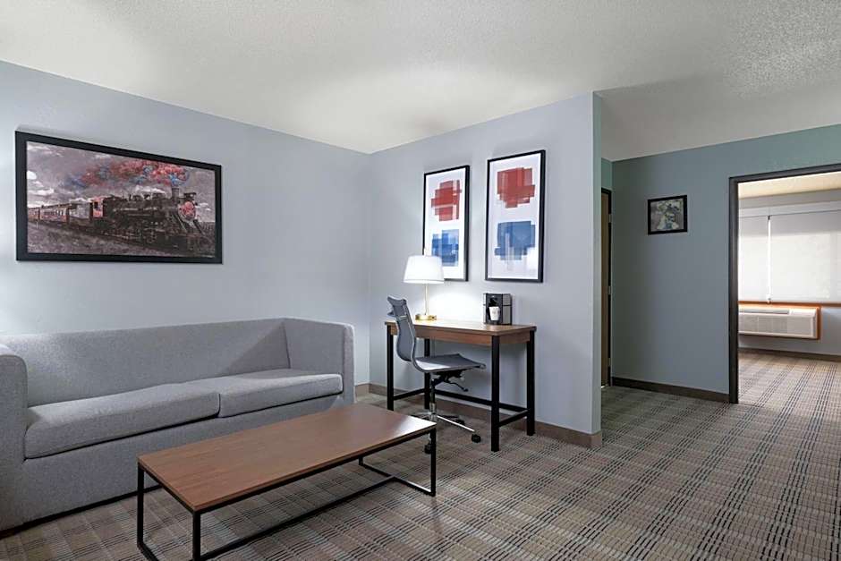 AmericInn by Wyndham Baldwin