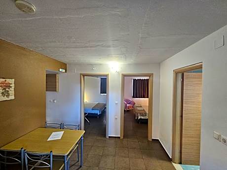 2 BEDROOM APARTMENT PART SEAVIEW