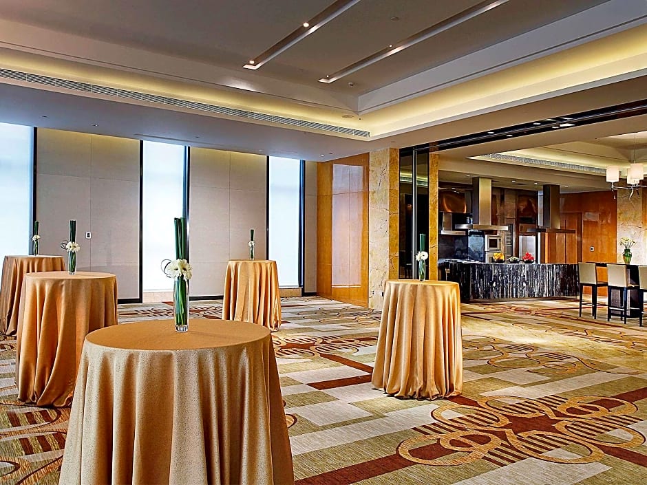 Sofitel Guangzhou Sunrich Hotel