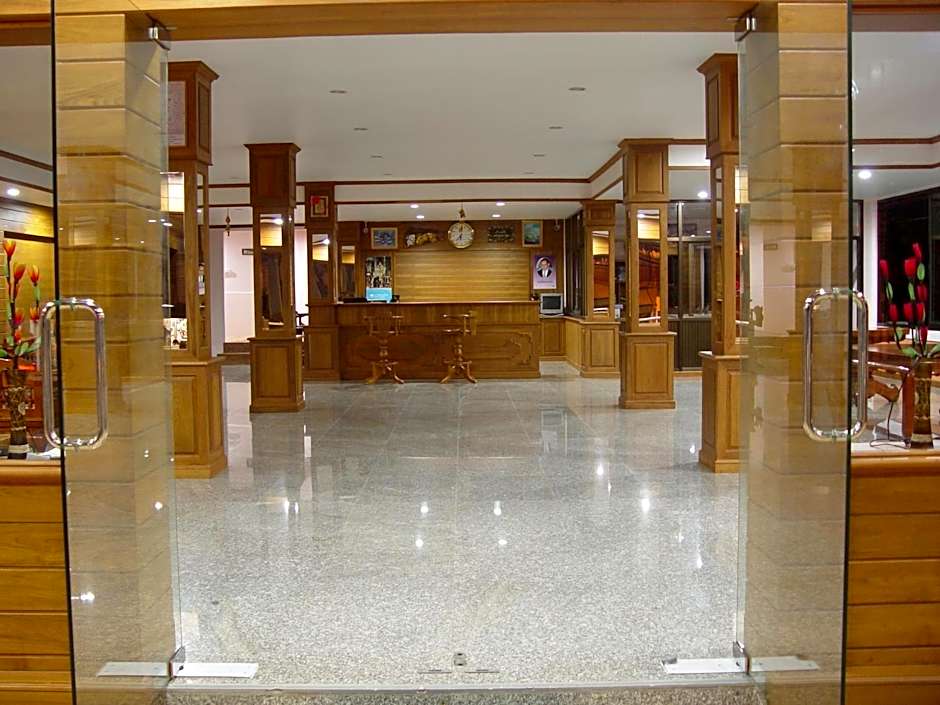 Baan Rom Mai