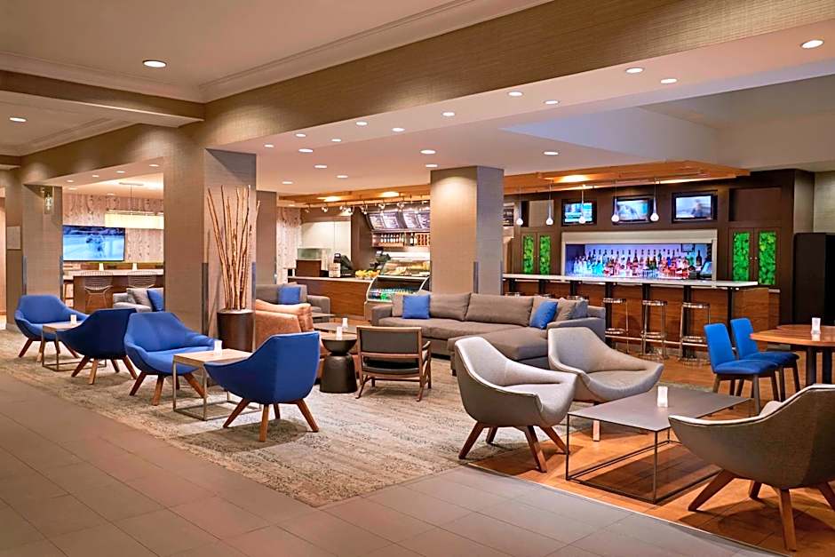 Courtyard by Marriott Toronto Downtown