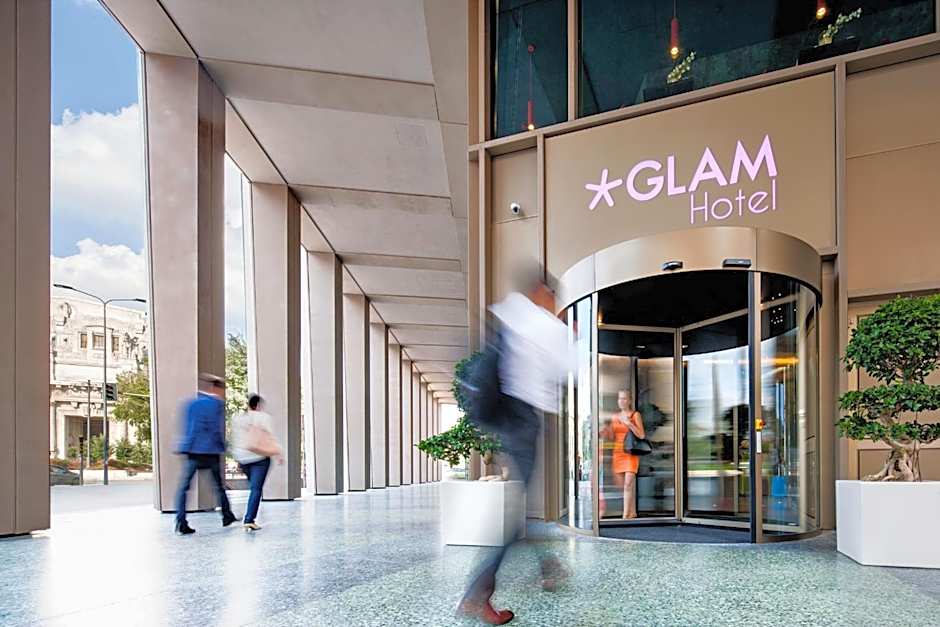 Photo 1 of 50 of Glam Milano
