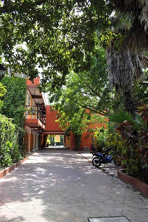 El Zaguán Colonial by GuruHotel