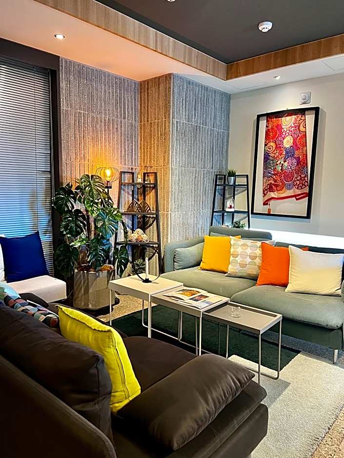 Brown Dot Hotel Chungmugong