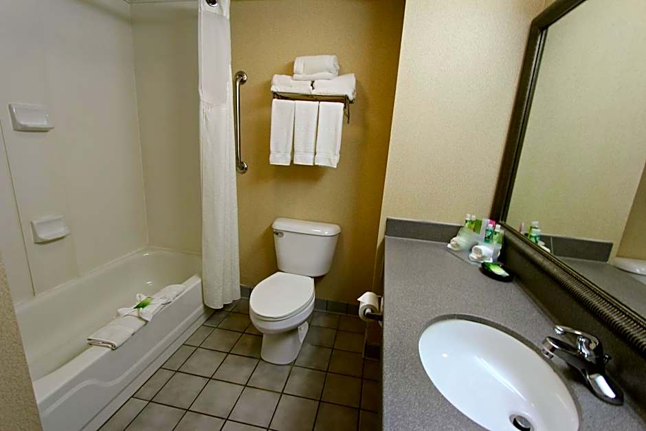 City Express By Marriott Findlay