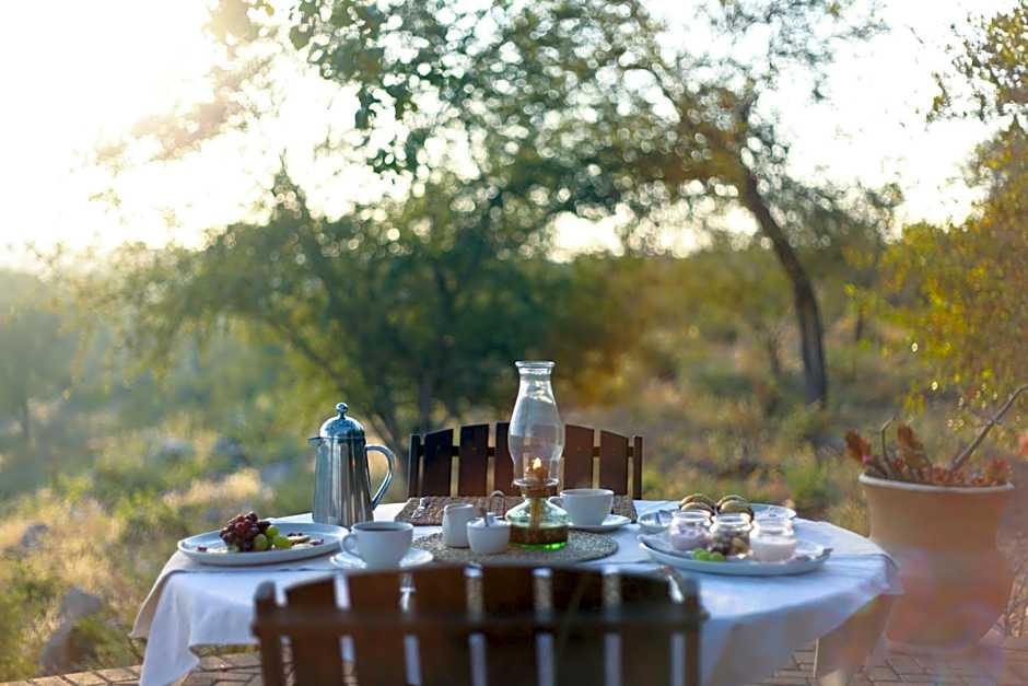 Ivory Wilderness River Rock Lodge