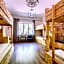 Lull Hostel