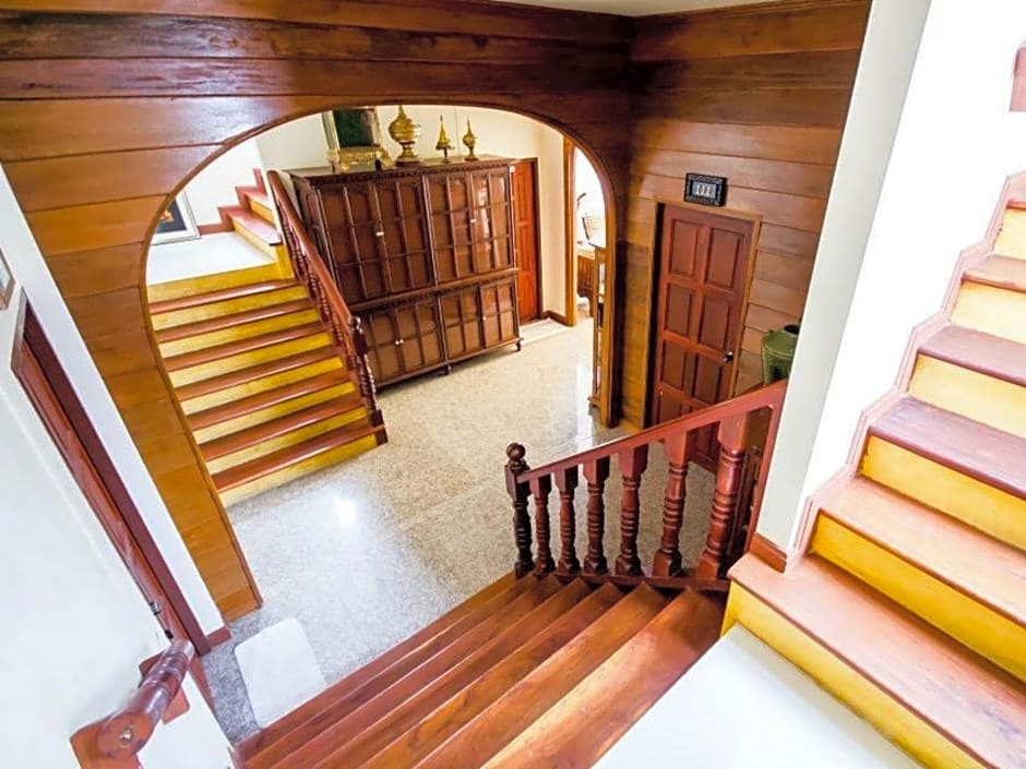 Wake Up at Muang Kao Boutique Hotel