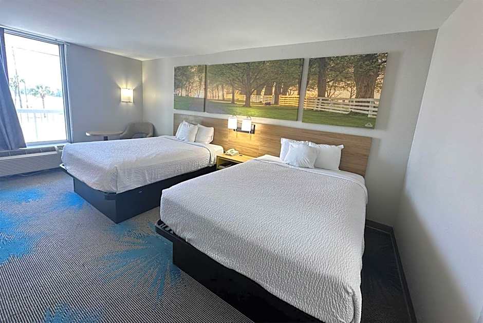 Days Inn by Wyndham Adel