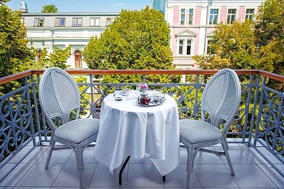 Continental Hotel in Odesa