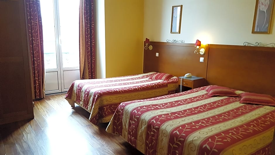 Grande Pensao Residencial Alcobia