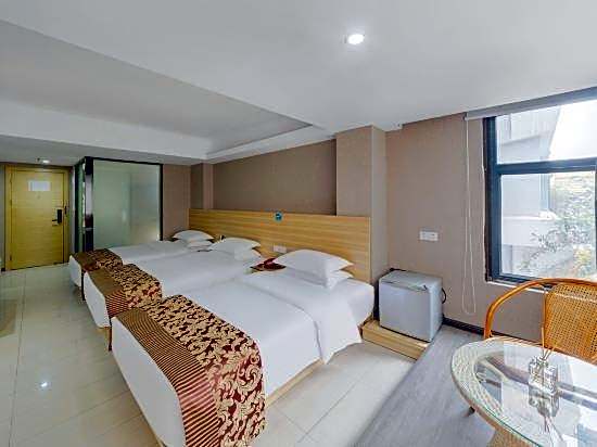 Hello Hotel (Guangzhou Railway Station Zhanqian Road)