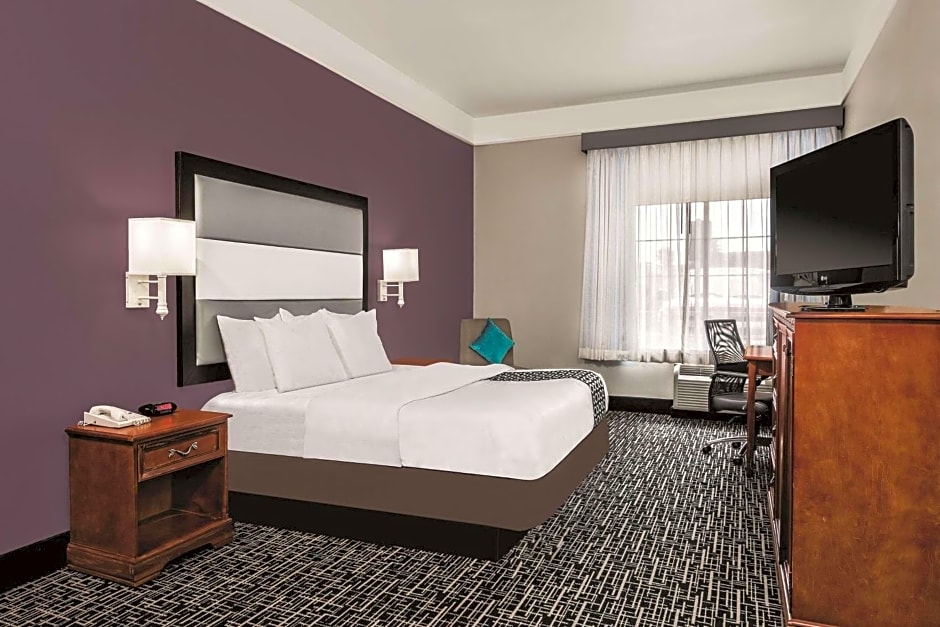 La Quinta Inn & Suites by Wyndham Houston - Rosenberg