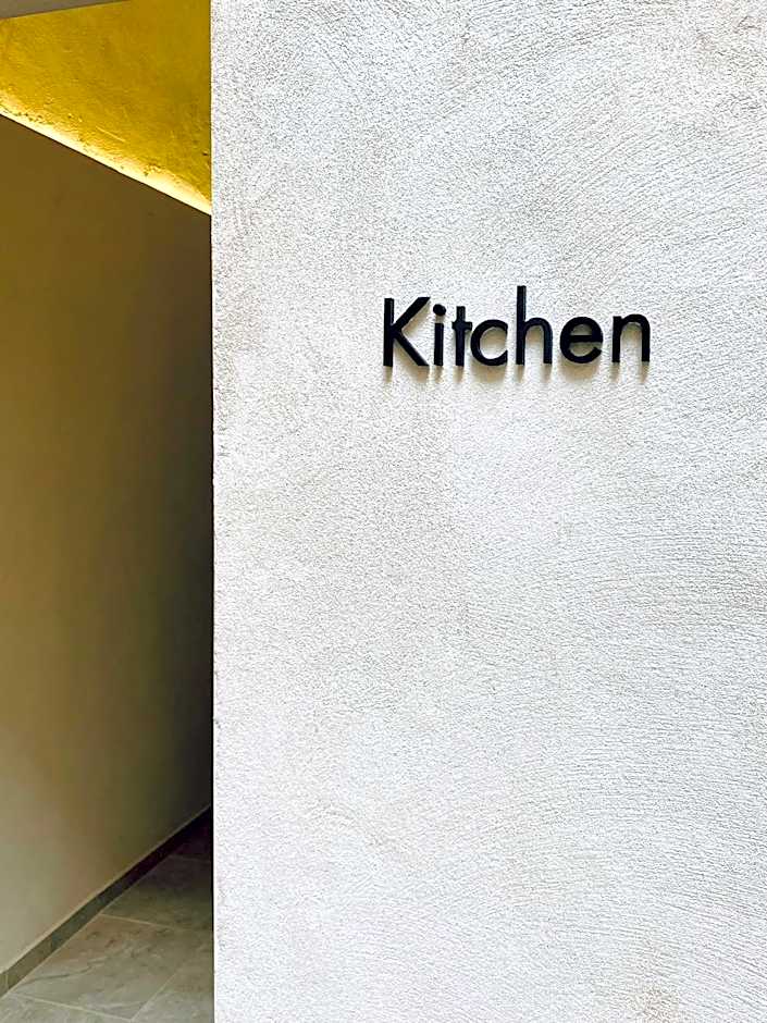 VICTORIA - by Ático73