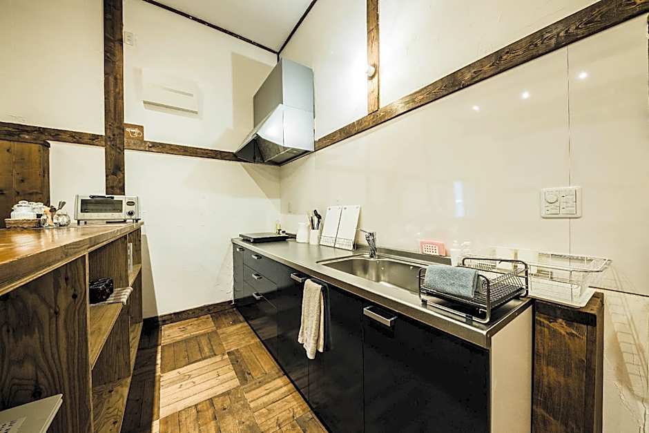 Otaru Tap Room & Hostel