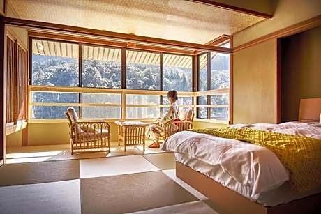 Twin Room with Tatami Floor