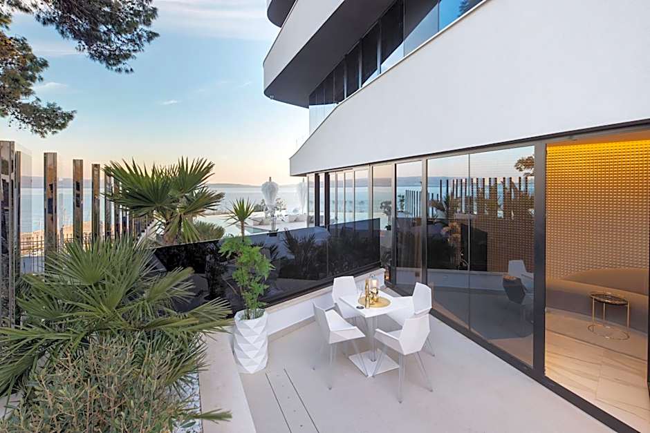 Posh Residence Luxury Suites