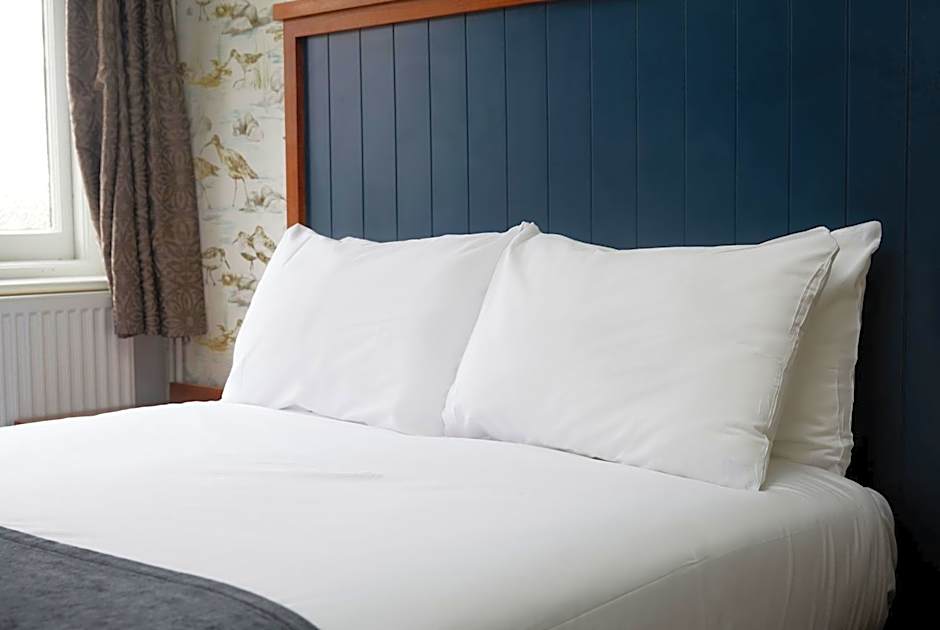 White Rabbit by Chef & Brewer Collection