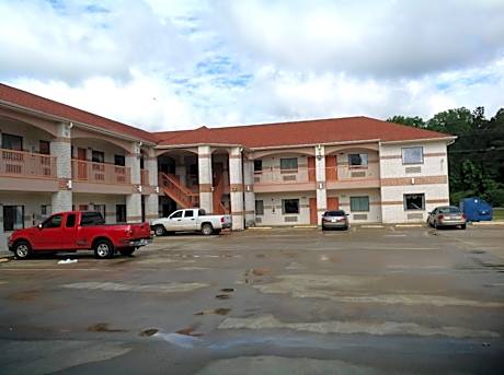 Executive Inn & Suites