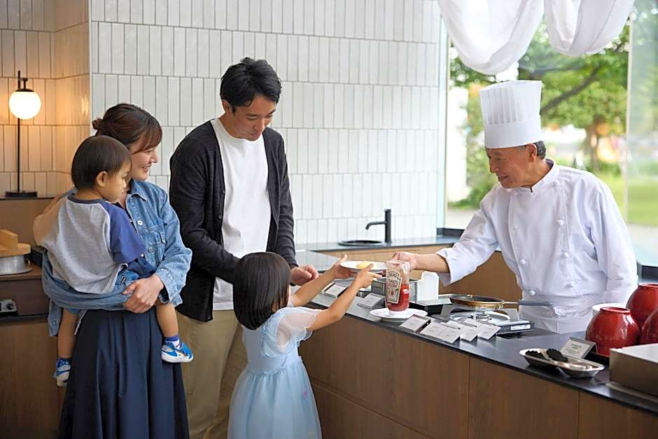 ANA Holiday Inn Tokyo Bay by IHG