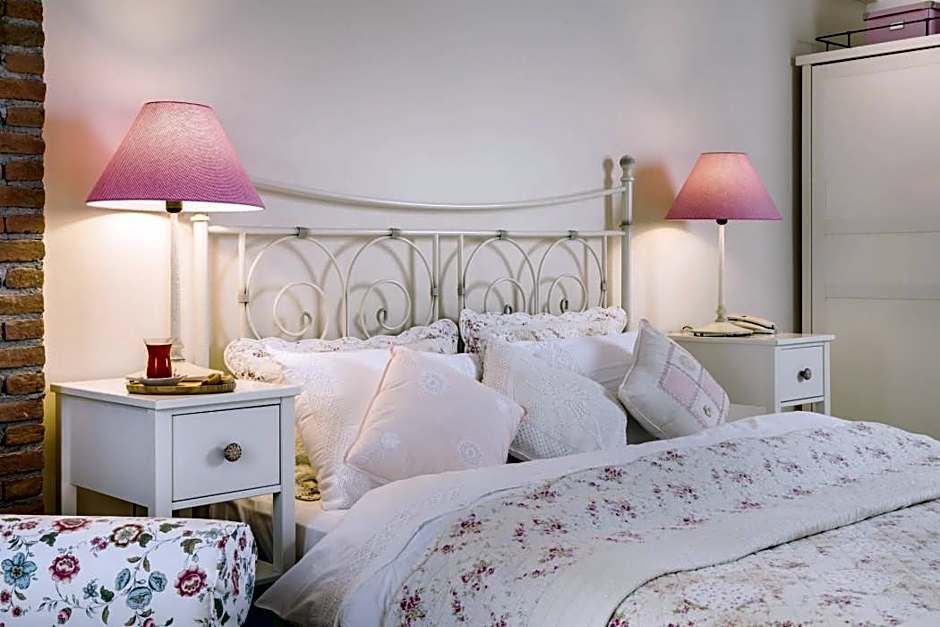Alacati Cadde 75 Luxury Hotel