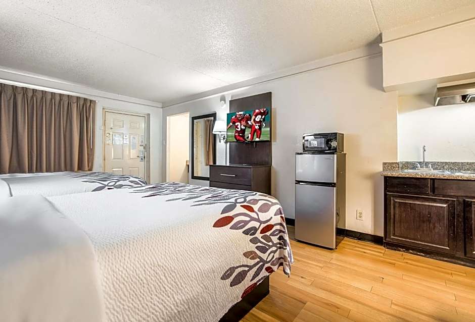 Red Roof Inn North Dallas - Park Central