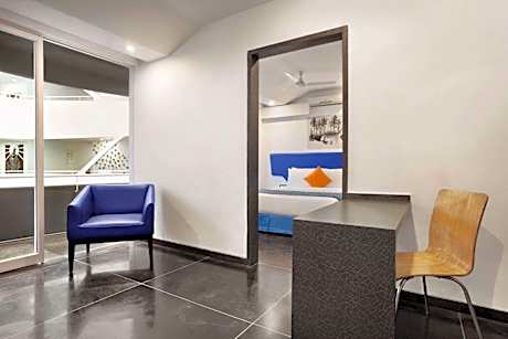 Queen Room with Balcony