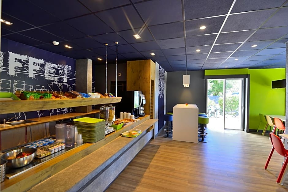 ibis budget Pau Lescar