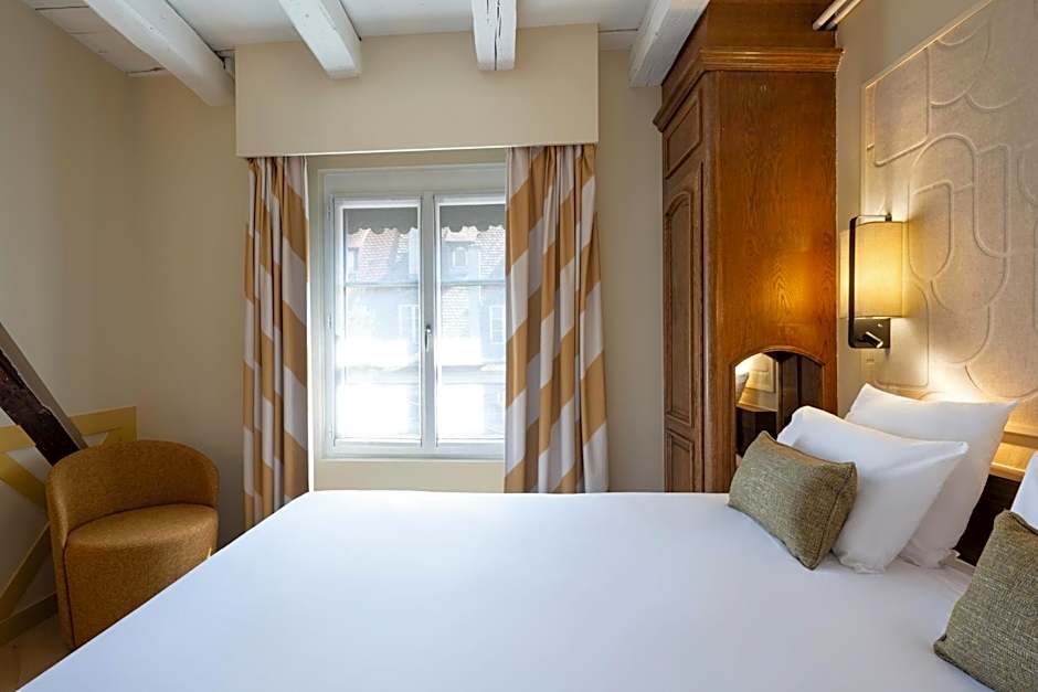 Hôtel de l'Europe by HappyCulture