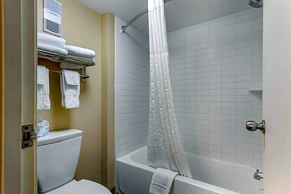 Comfort Inn & Suites Little Rock Airport
