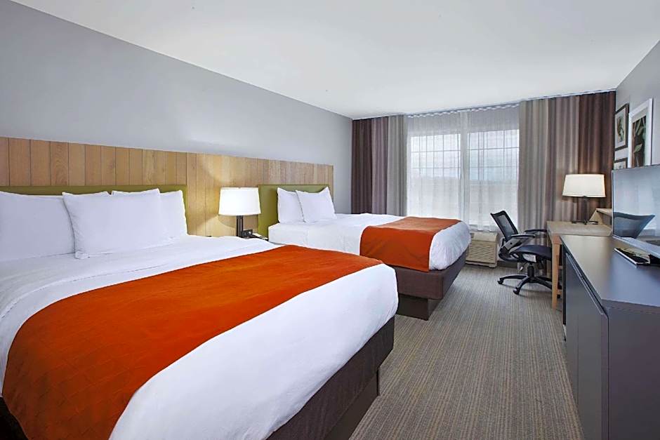 Country Inn & Suites by Radisson, Big Rapids, MI
