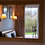 Inn On The Lake
