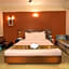 Plaza Inn Business Hotel